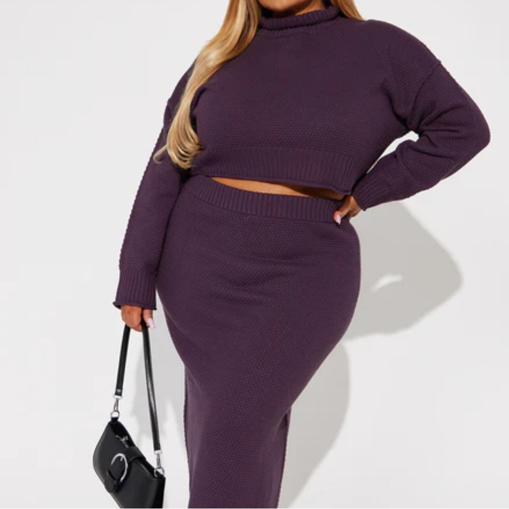 Elegant Purple Knit Skirt Set